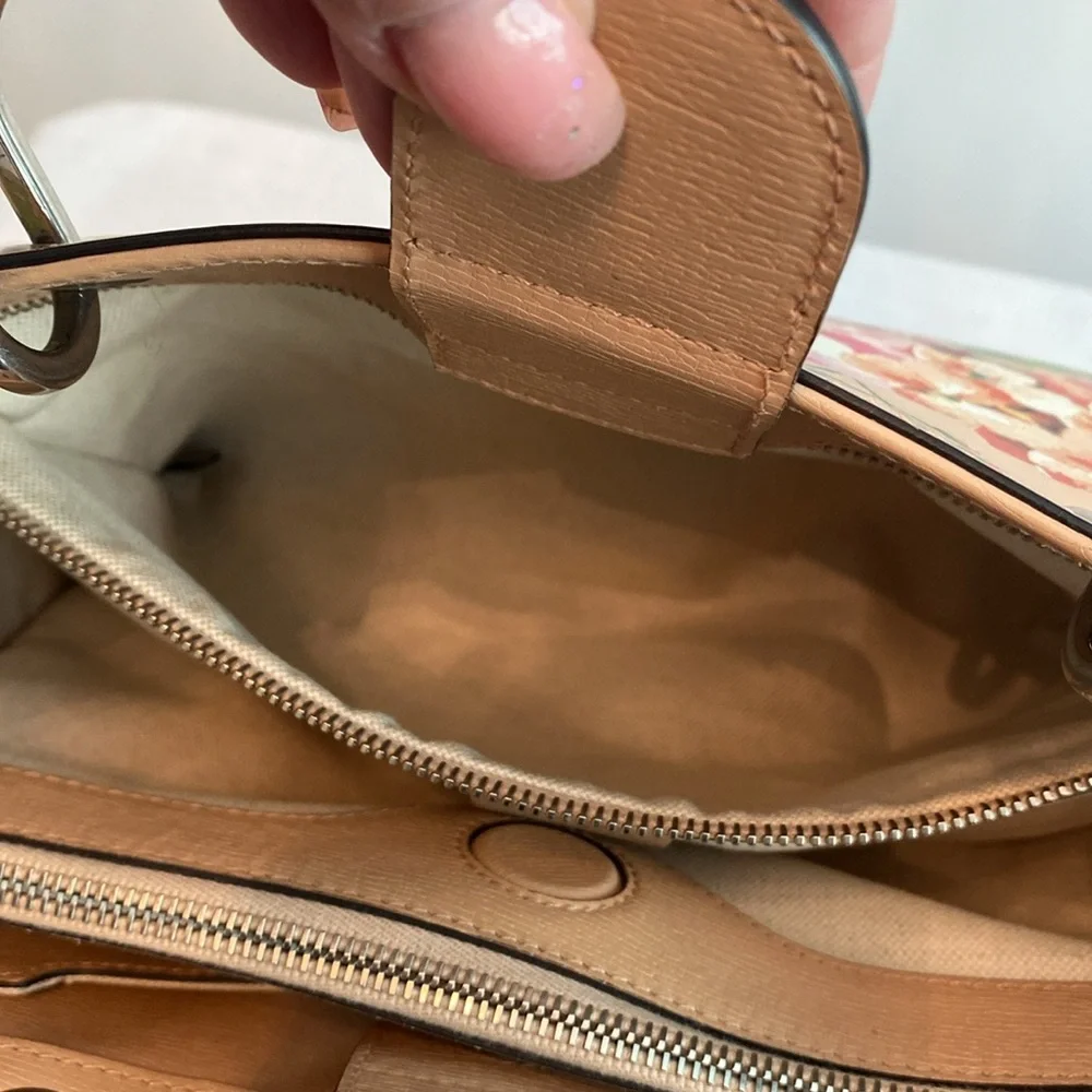 Gucci • Blooms Print Bamboo Shopper Tote in Pink Apricot *AUTHENTICATED* - Picture 12 of 17